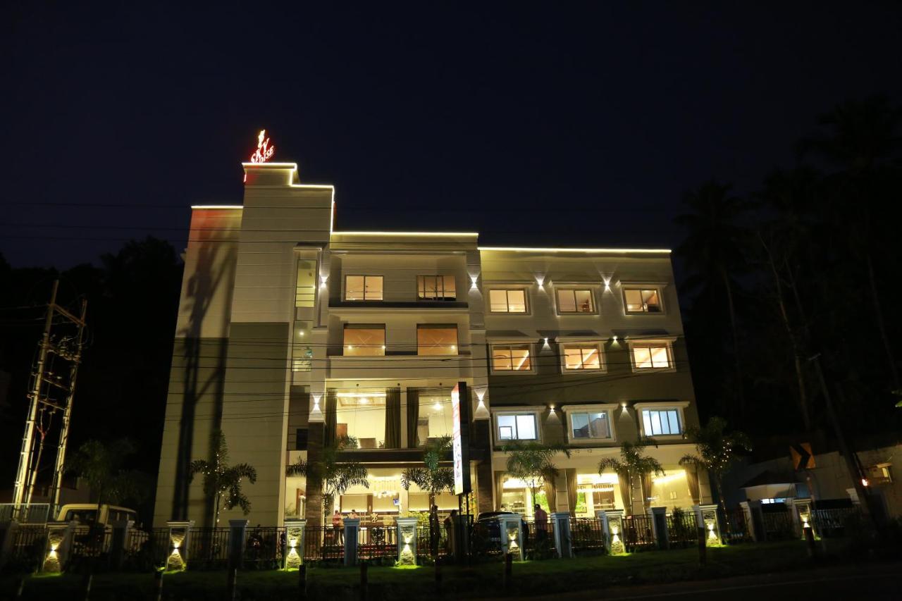Hotel Sky Paradise Iritti ภายนอก รูปภาพ